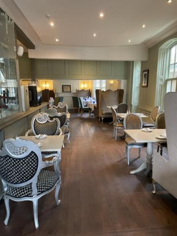 The Spread Eagle Hotel Тейм Экстерьер фото