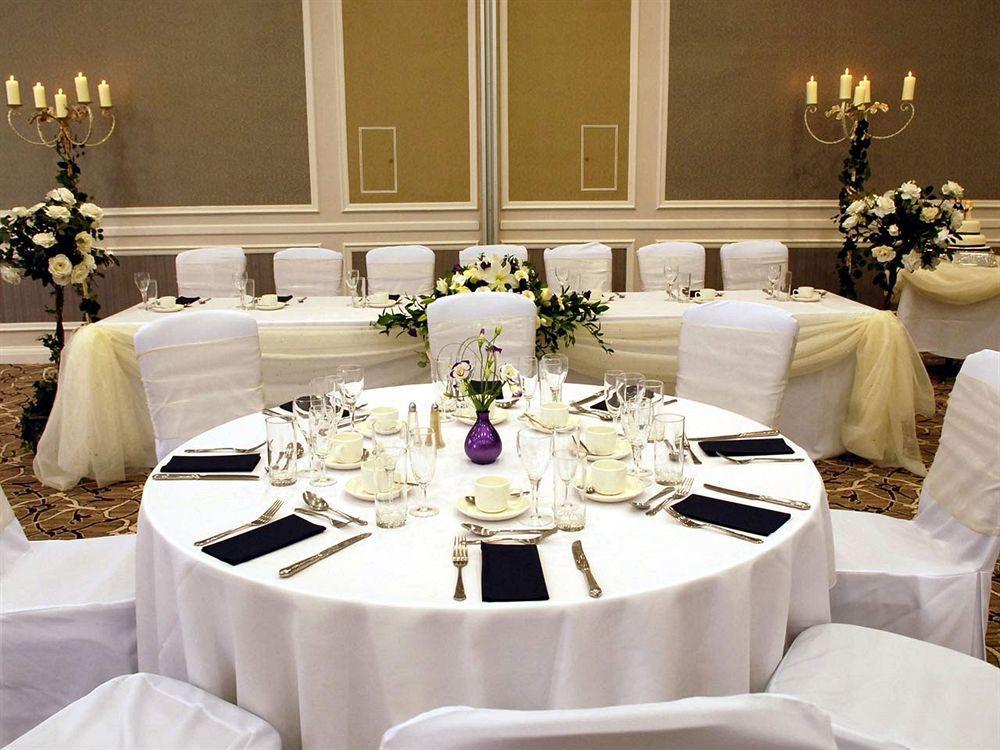 The Spread Eagle Hotel Тейм Экстерьер фото
