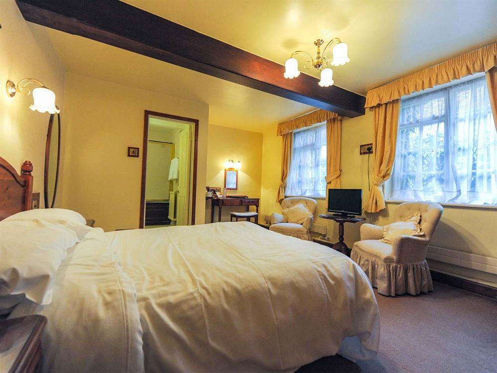 The Spread Eagle Hotel Тейм Экстерьер фото