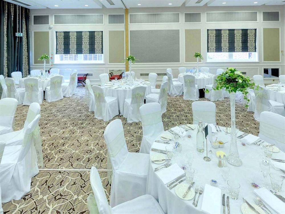 The Spread Eagle Hotel Тейм Экстерьер фото