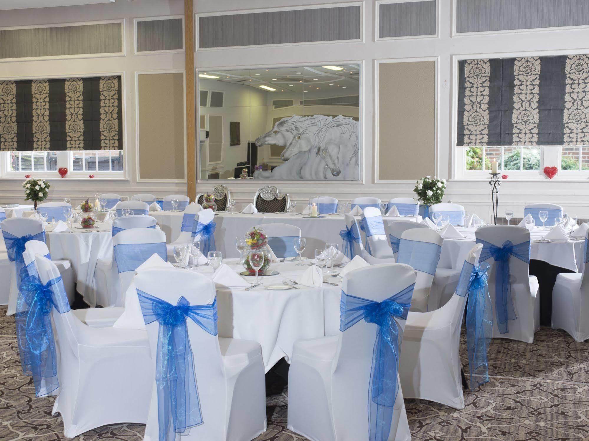The Spread Eagle Hotel Тейм Экстерьер фото